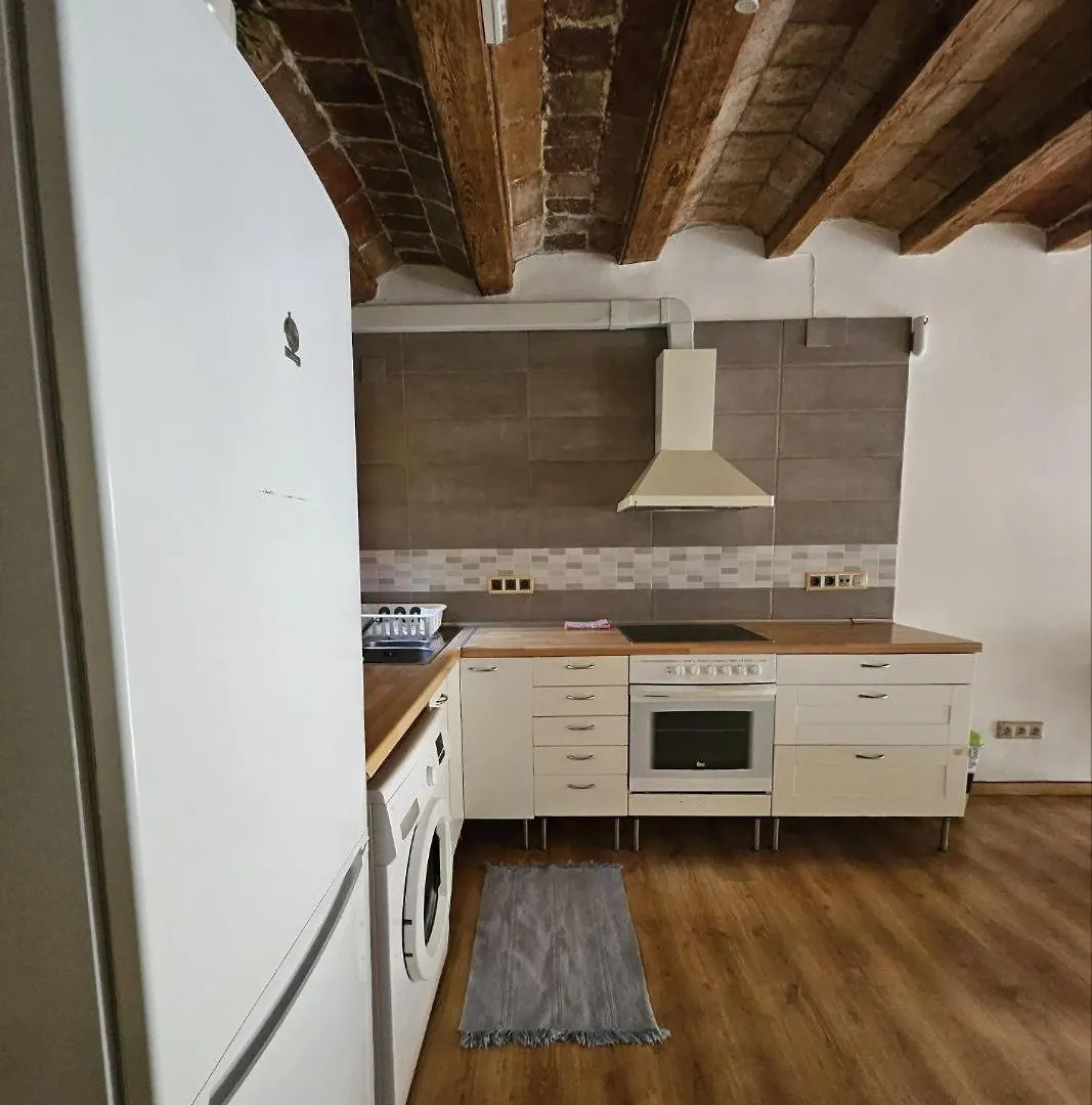 Flat With 2 Rooms And Private Terrace Min 32 Days 바르셀로나 아파트