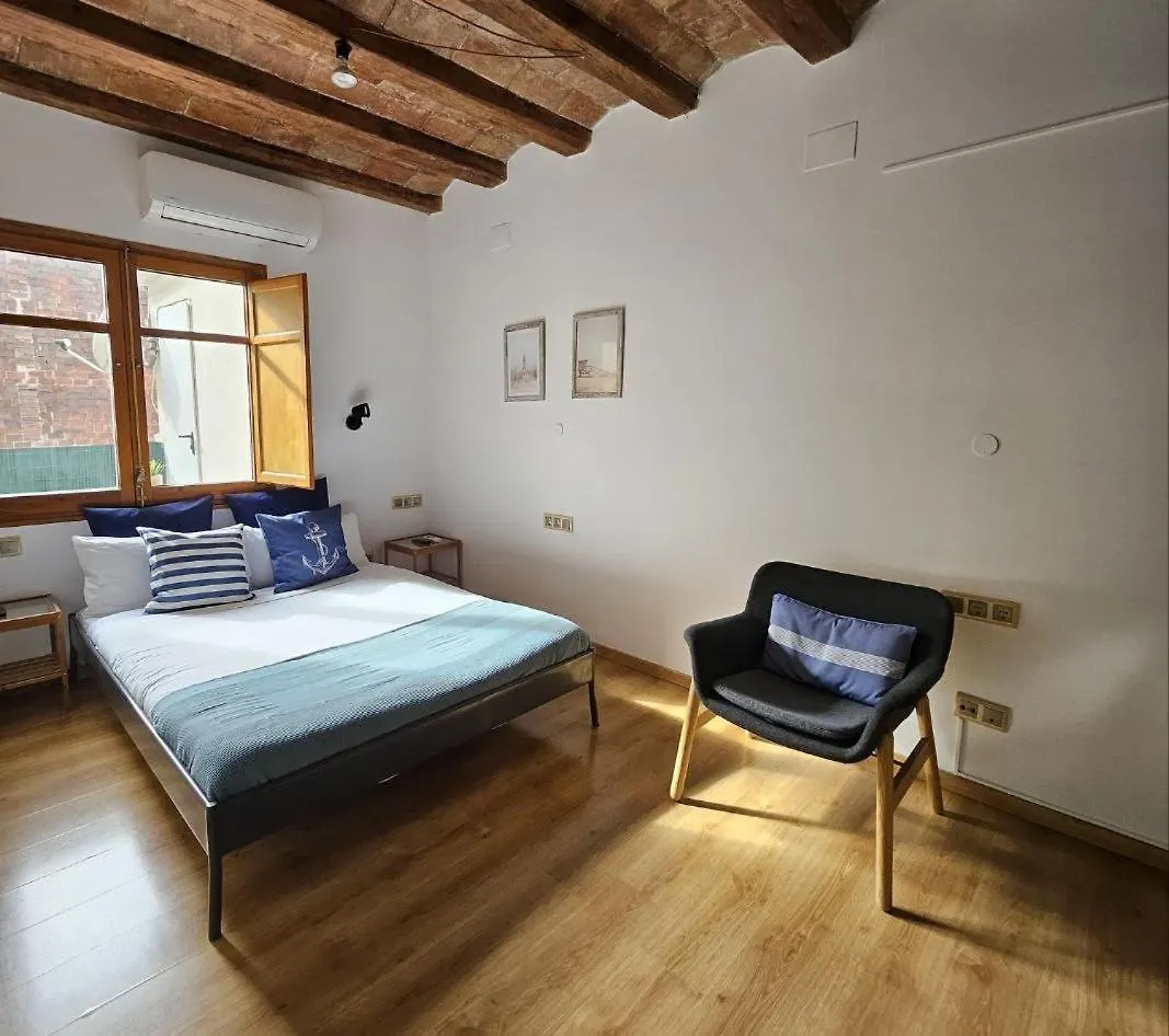 Flat With 2 Rooms And Private Terrace Min 32 Days 바르셀로나 0*,  스페인