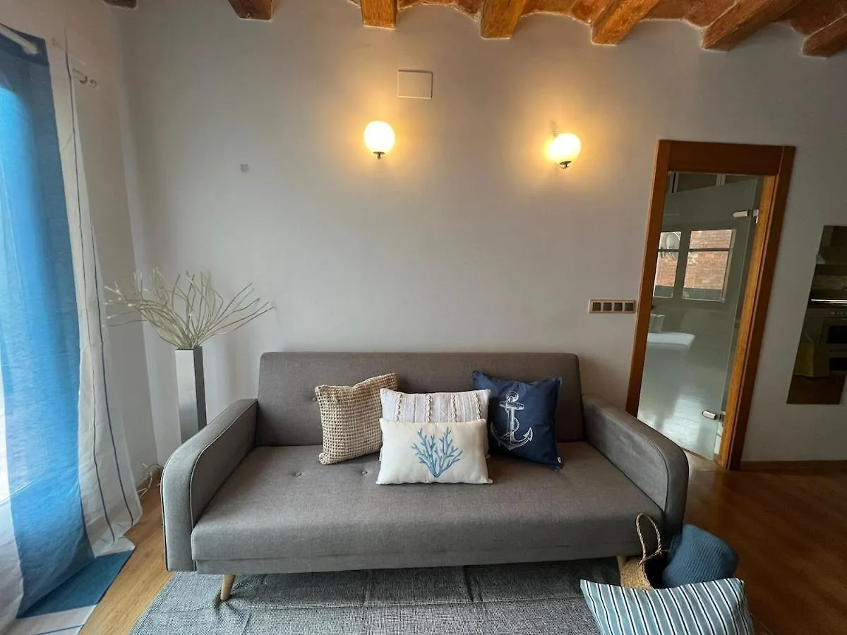 Flat With 2 Rooms And Private Terrace Min 32 Days Barcelona 0*,  Španělsko